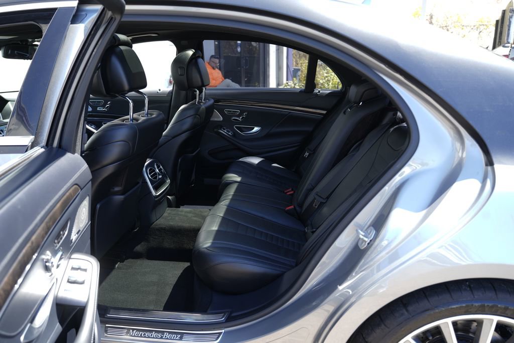 Used 2015 Mercedes-Benz S 550 Sedan image 30