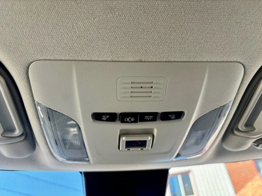 Used 2022 Toyota Corolla LE FWD image 23
