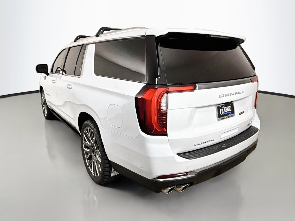 Used 2026 GMC Yukon XL Denali Ultimate AWD/4WD image 5