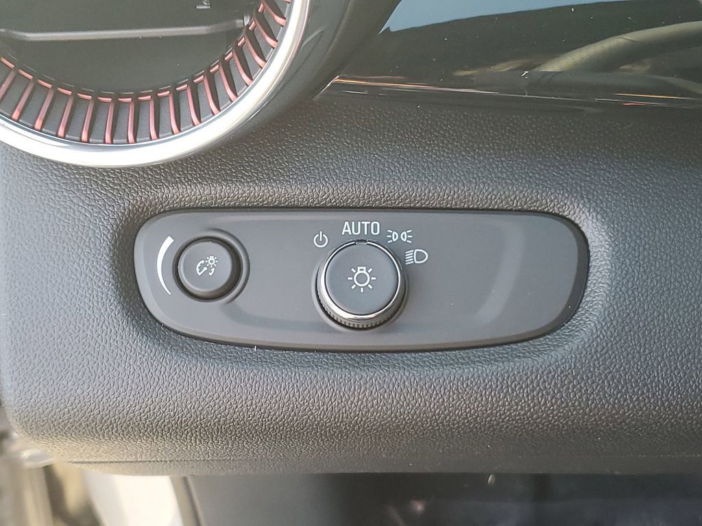 New 2026 Chevrolet Trax RS w/ Driver Confidence Package image 22