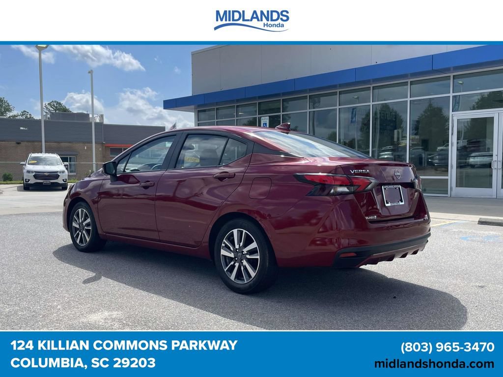Used 2025 Nissan Versa SV FWD image 4