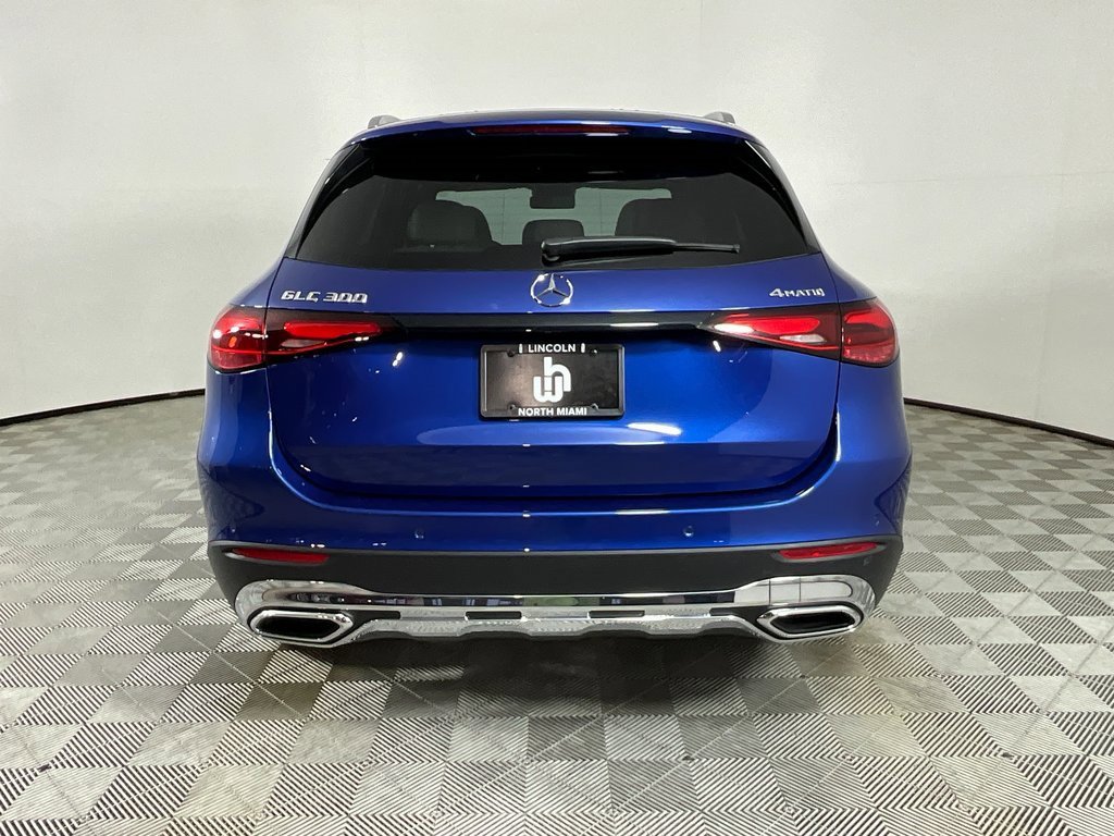 Used 2024 Mercedes-Benz GLC 300 4MATIC image 8