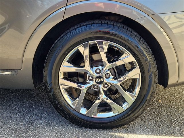 Used 2019 Kia Sorento SX image 34