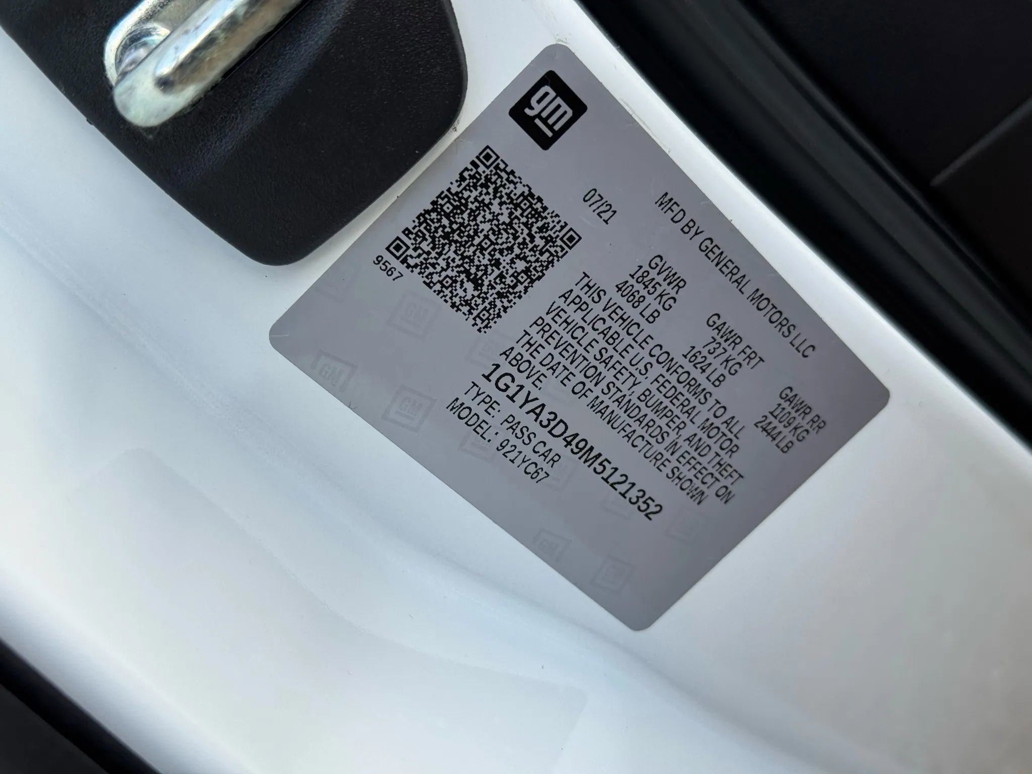 Used 2021 Chevrolet Corvette Stingray Convertible w/ Battery Protection Package image 43