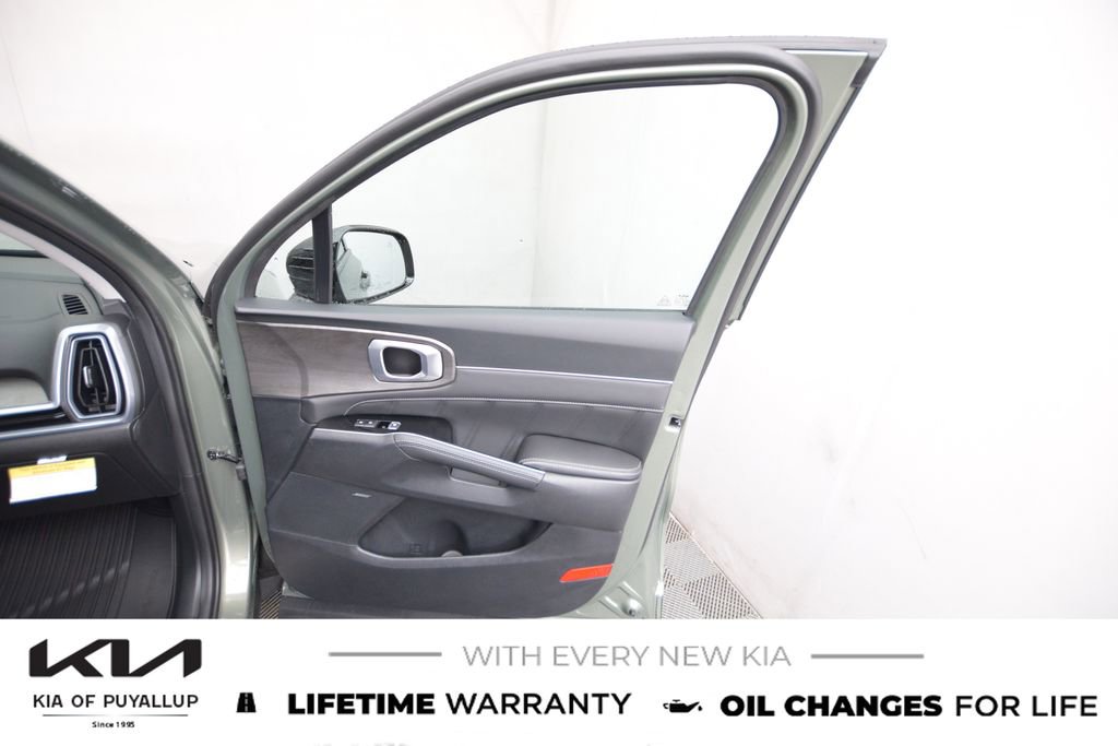 New 2026 Kia Sorento SX image 15