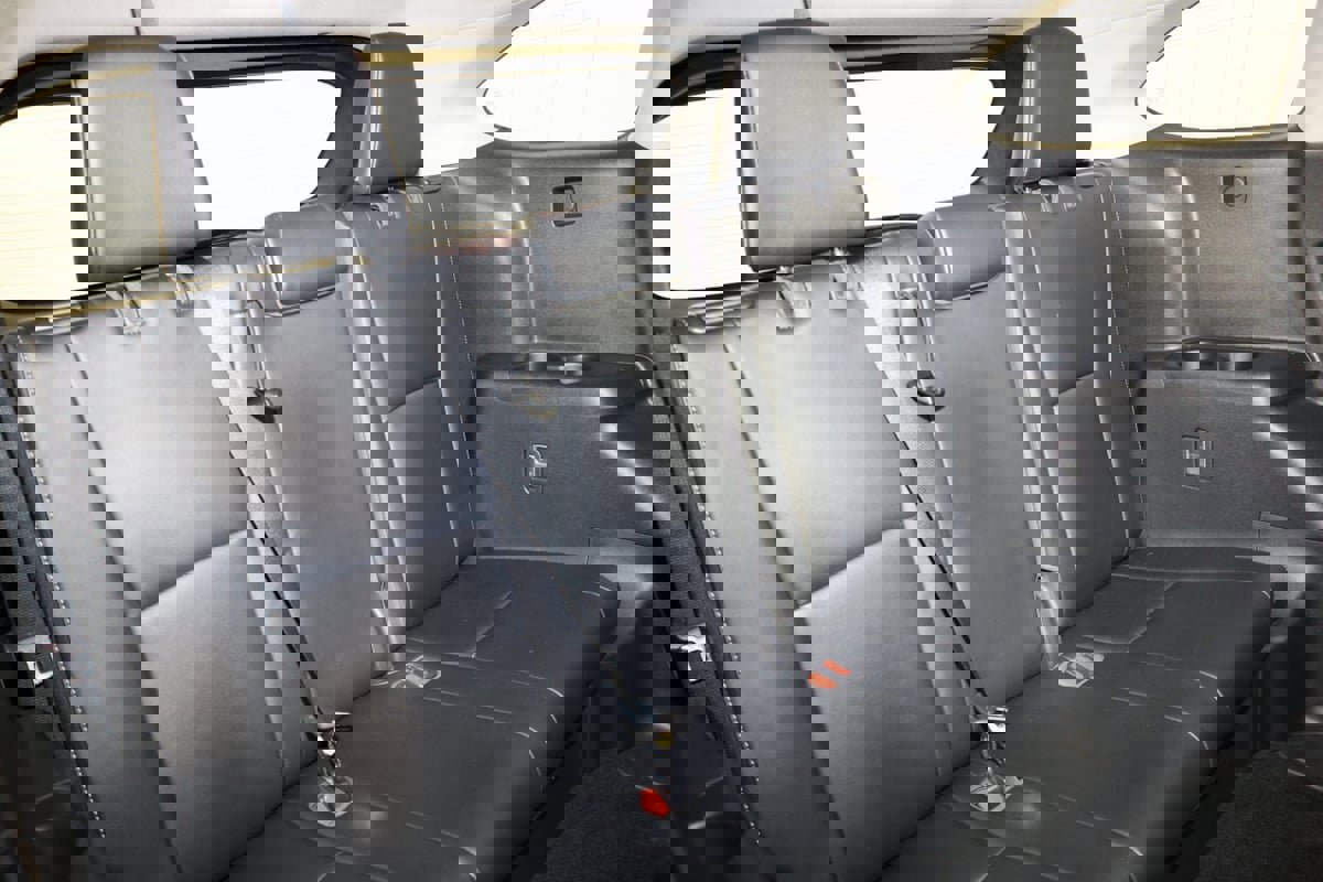 Used 2021 Toyota Highlander Platinum image 45