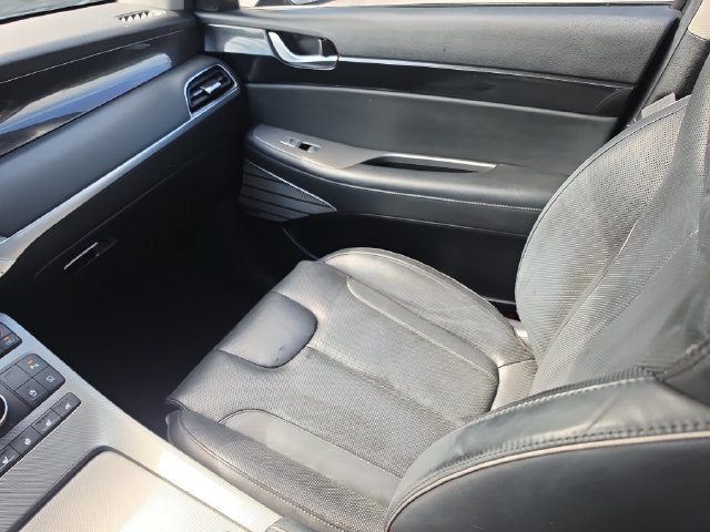 Used 2022 Hyundai Palisade Limited FWD image 16