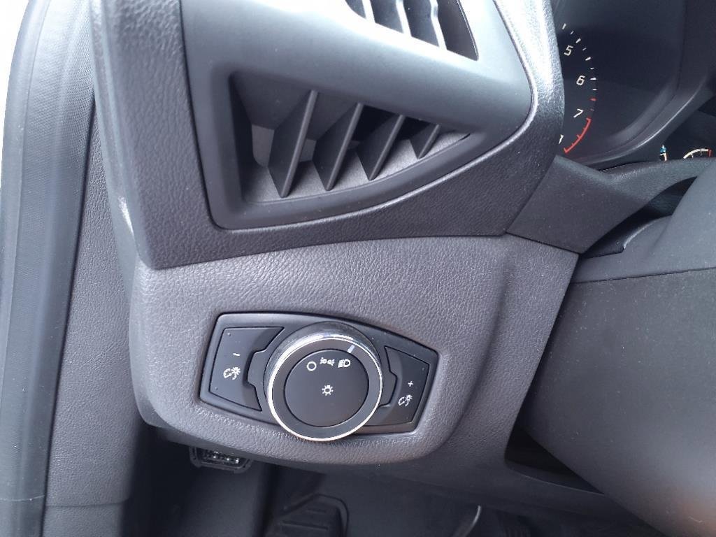 Used 2017 Ford Transit Connect XL image 47