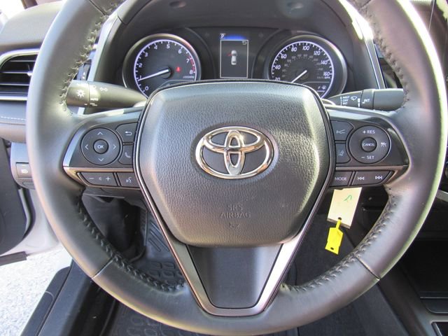 Used 2023 Toyota Camry SE image 25