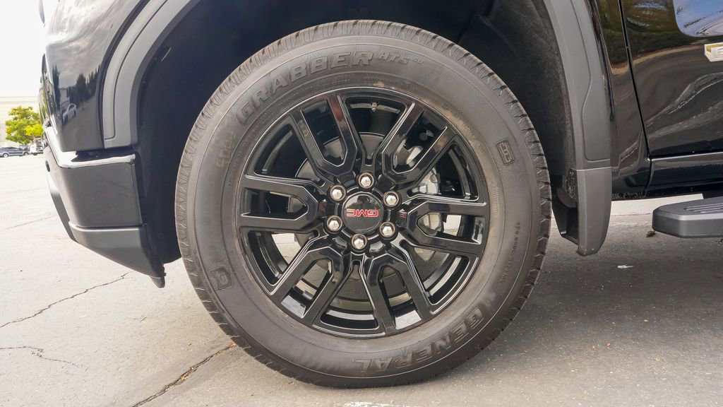 New 2026 GMC Sierra 1500 Elevation w/ Elevation Premium Package image 7