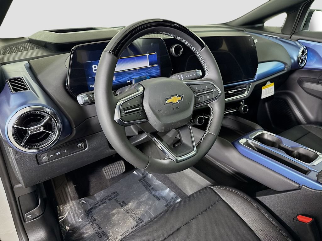 New 2026 Chevrolet Equinox EV LT image 9