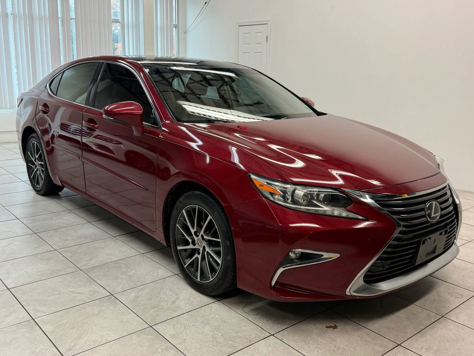 Used 2018 Lexus ES 350 w/ Luxury Package w/Wood Trim