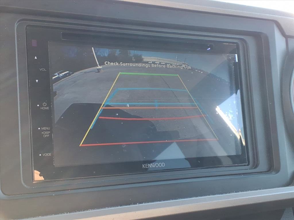 Used 2018 Toyota Tacoma SR image 13