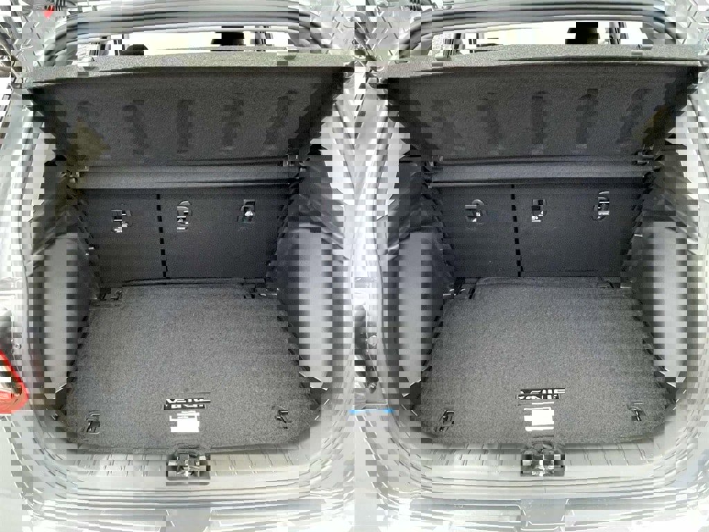 New 2026 Hyundai Venue SEL image 8