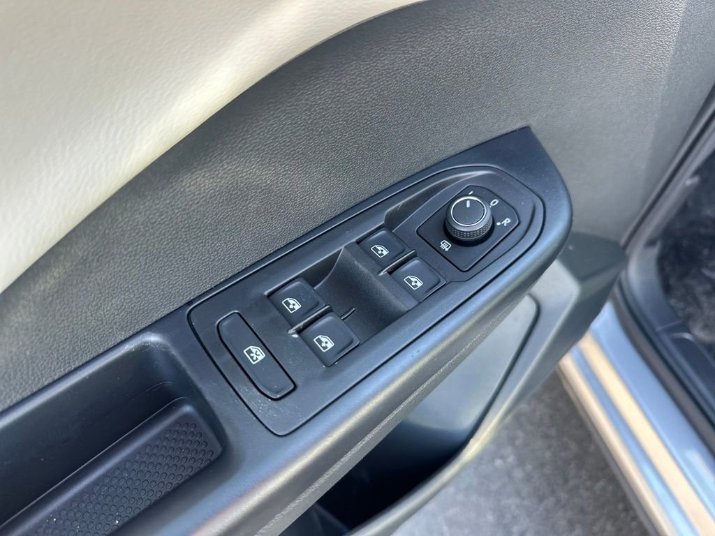 New 2026 Volkswagen Taos S image 23