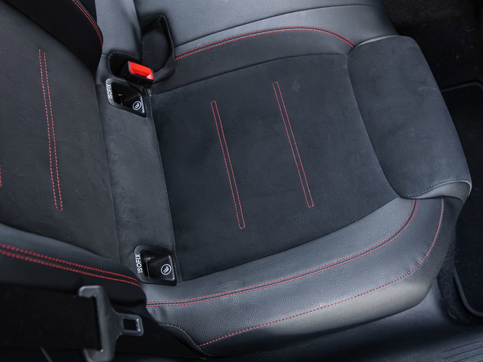 Used 2023 Mercedes-Benz CLA 250 image 33