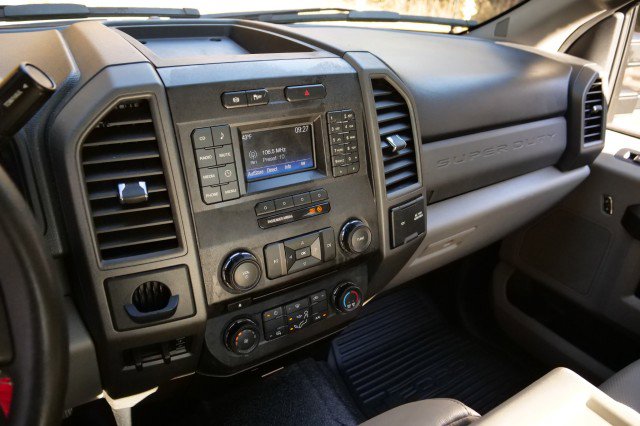 Used 2017 Ford F350 XL w/ Power Equipment Group image 8