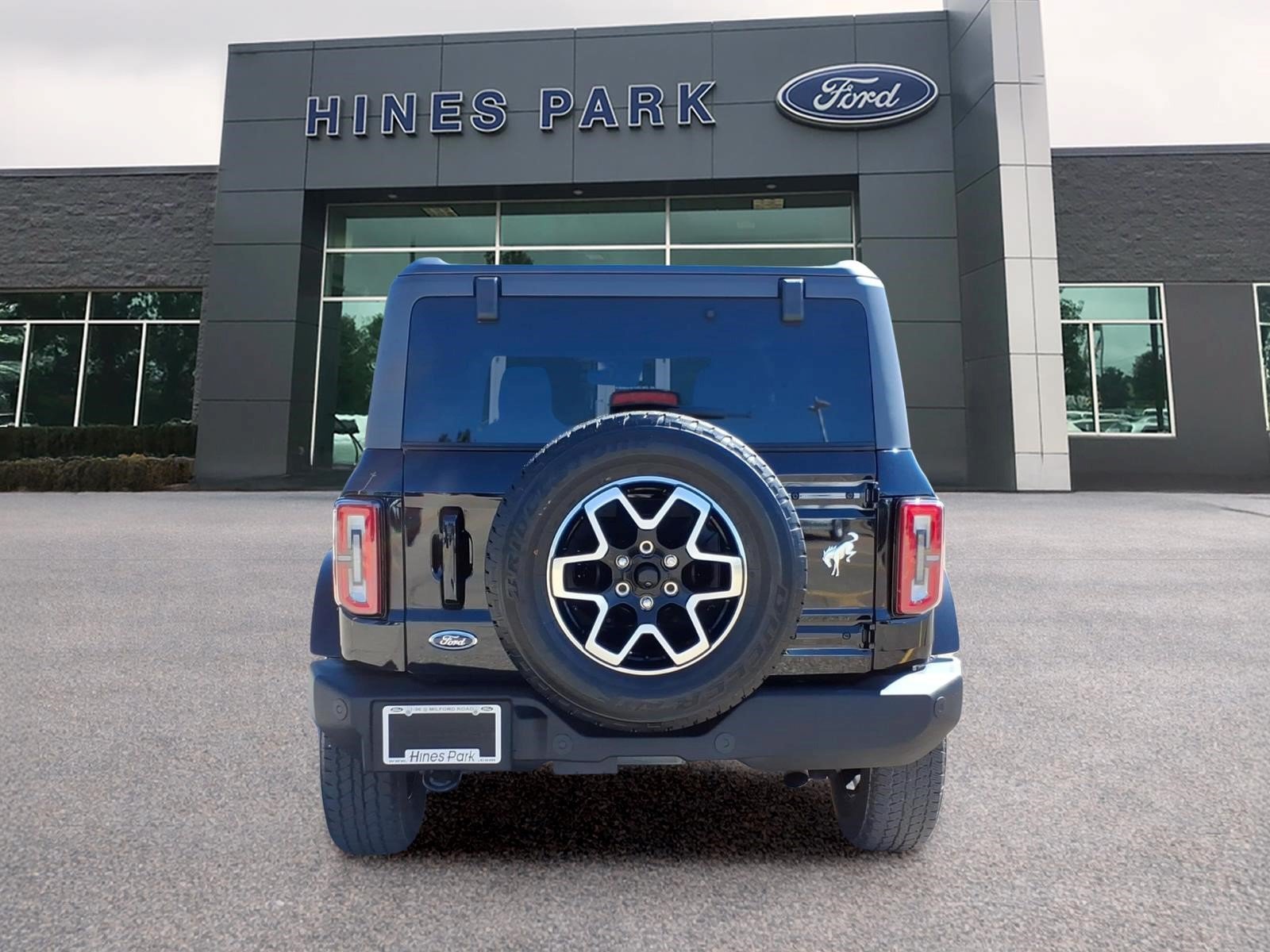 Certified 2024 Ford Bronco Outer Banks AWD/4WD image 6