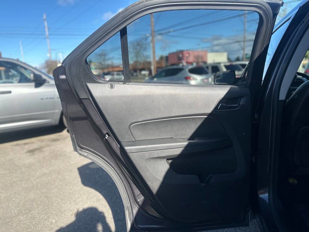 Used 2014 Chevrolet Equinox LT w/ Safety Package image 18