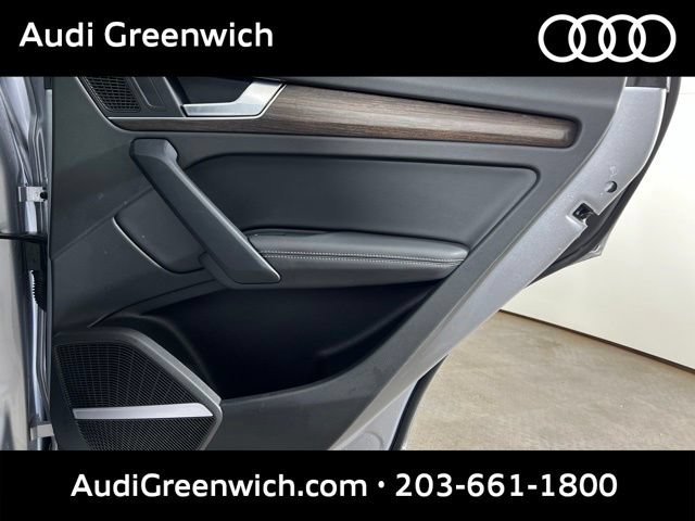 Used 2023 Audi Q5 2.0T Premium Plus w/ Premium Plus Package AWD/4WD image 14