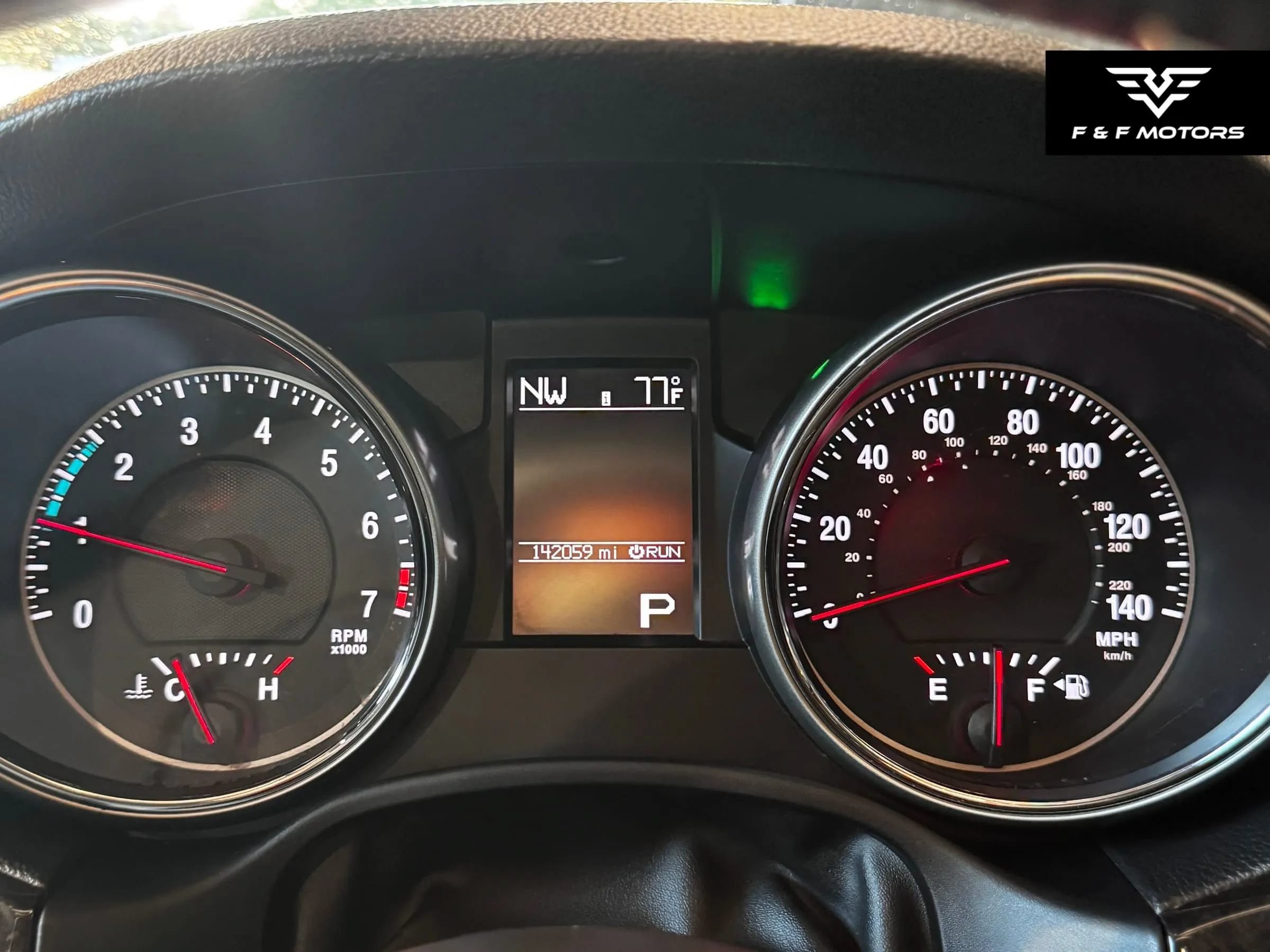 Used 2012 Jeep Grand Cherokee Laredo AWD/4WD image 10