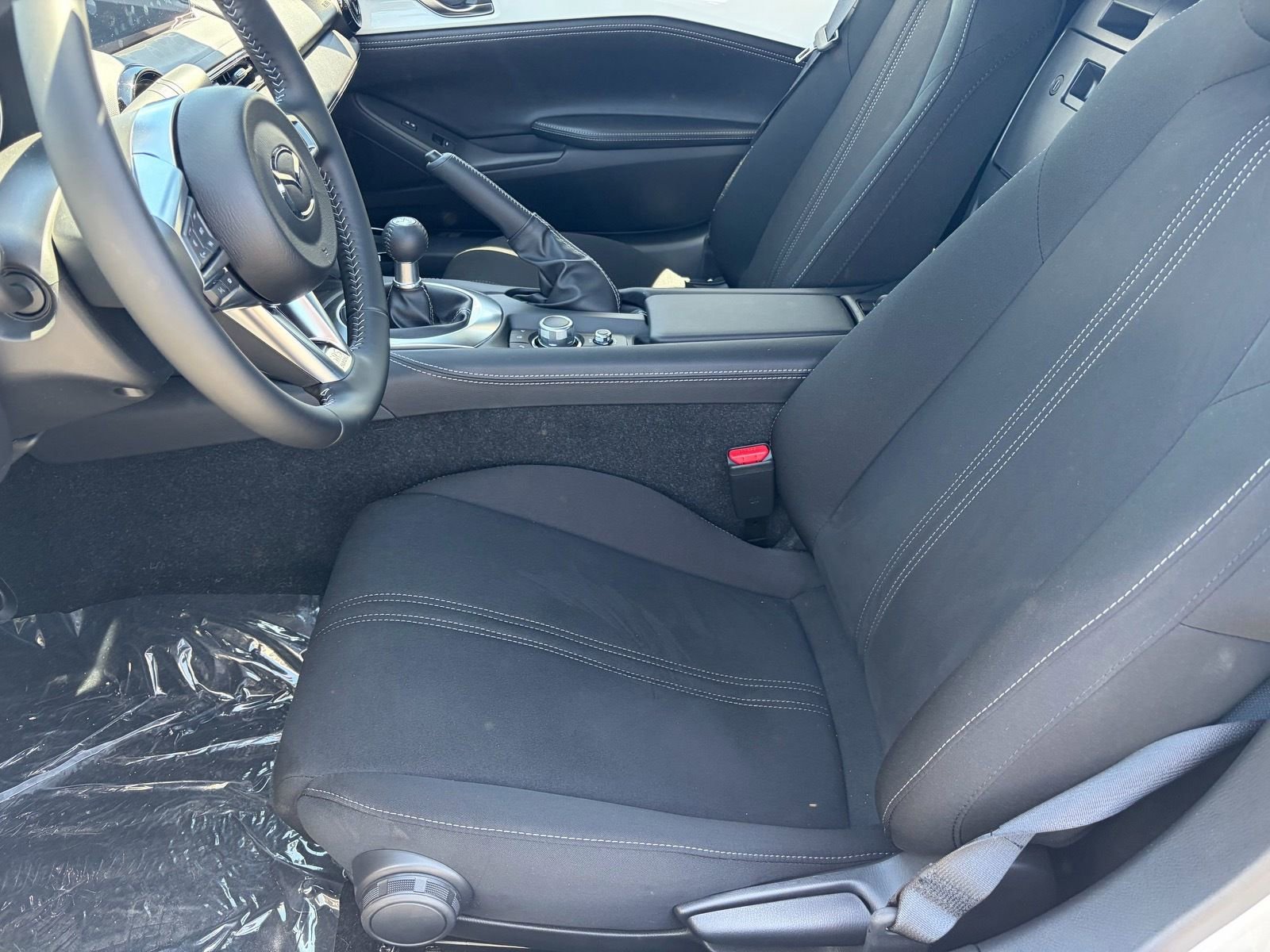 New 2026 MAZDA MX-5 Miata Club w/ Weather Package RWD image 11