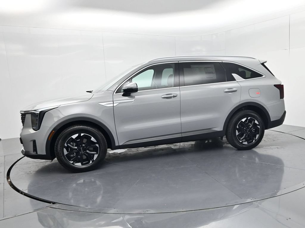 New 2026 Kia Sorento S w/ S Panoramic Sunroof Package FWD image 4