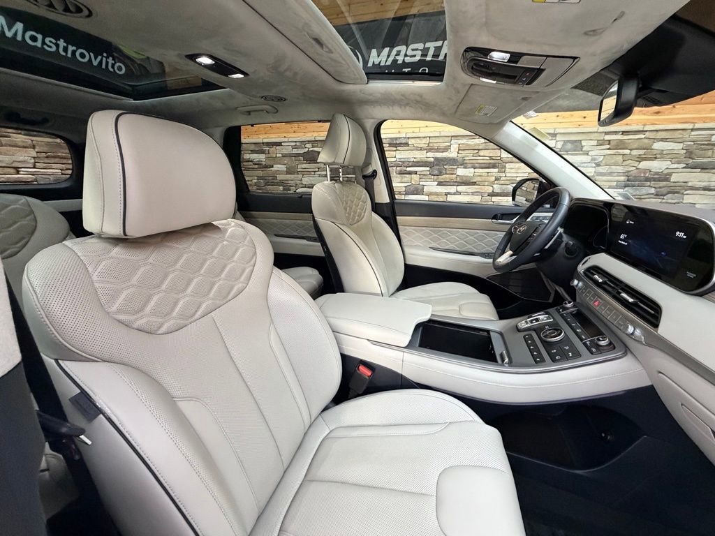Used 2021 Hyundai Palisade Calligraphy image 14