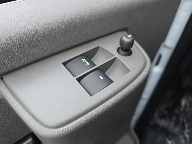 New 2025 GMC Savana 3500 Extended w/ Driver Convenience Package image 20