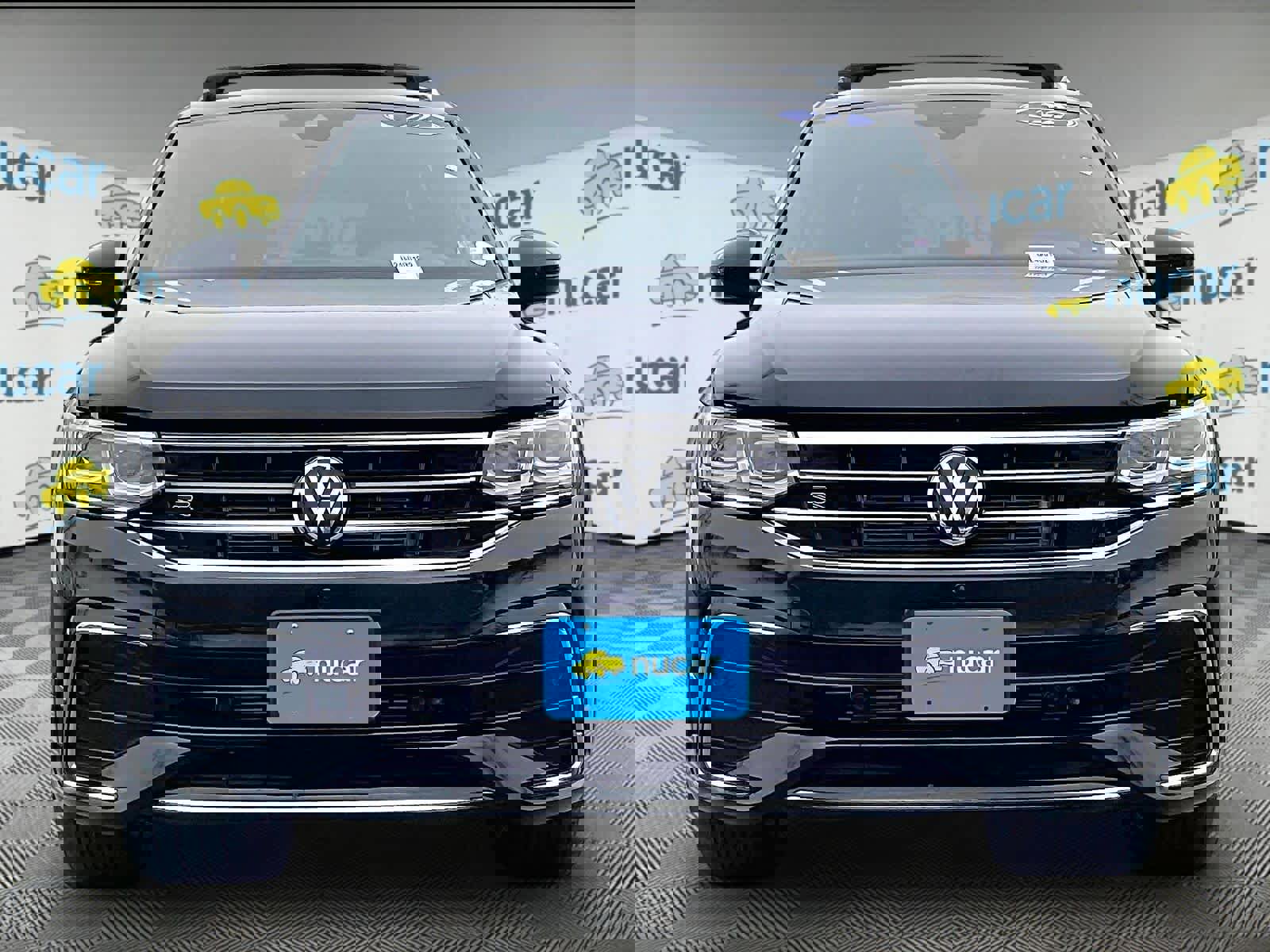 Used 2022 Volkswagen Tiguan SEL R-Line image 2