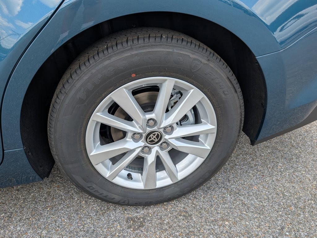 New 2026 Toyota Camry LE image 28