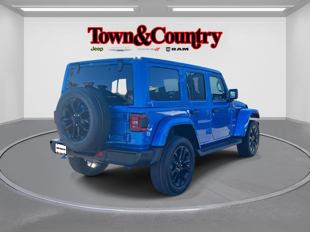 Certified 2023 Jeep Wrangler Unlimited Sahara w/ Cold Weather Group image 4