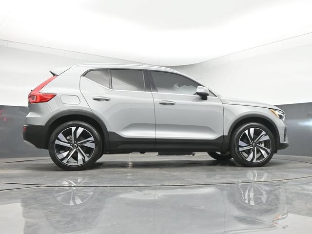Used 2024 Volvo XC40 B5 Plus w/ Protection Package Premier AWD/4WD image 55