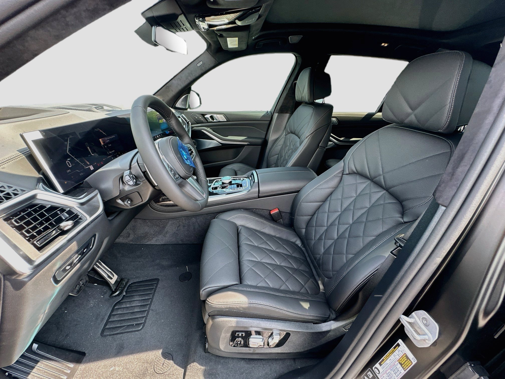 New 2027 BMW X7 xDrive40i w/ Executive Package AWD/4WD image 14