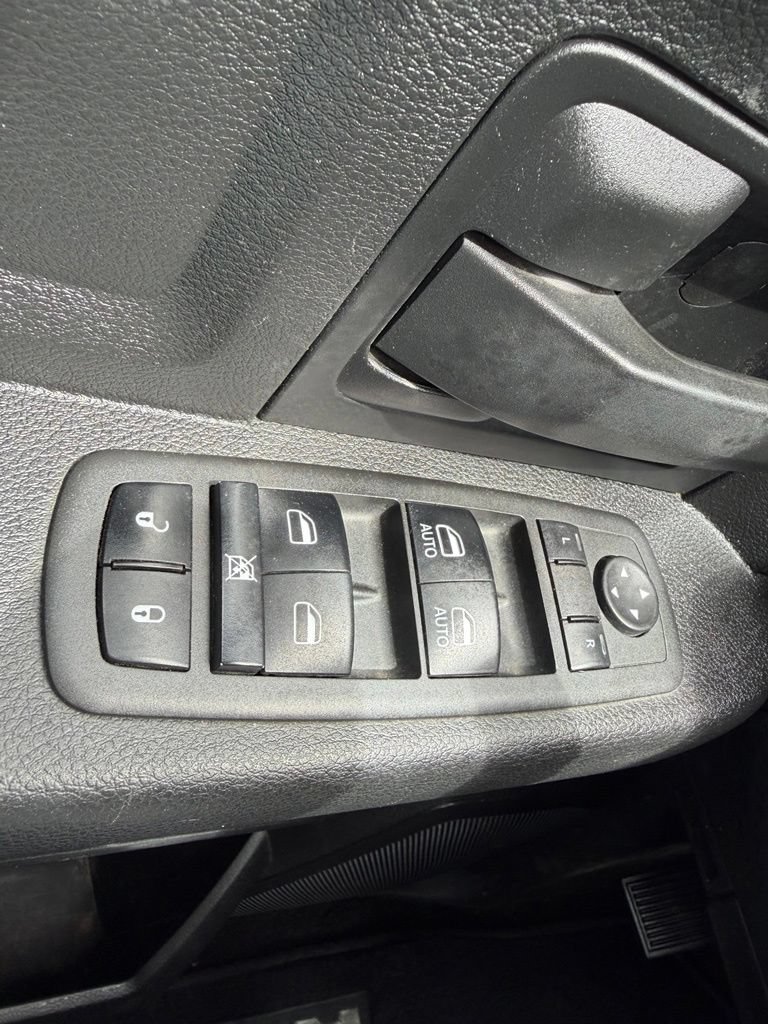 Used 2022 RAM 3500 Tradesman AWD/4WD image 28