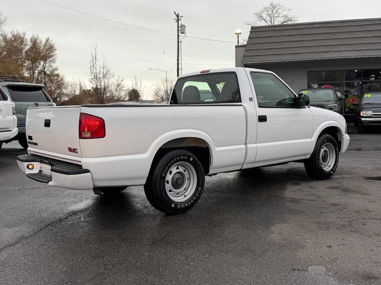 Used 2003 GMC Sonoma SL w/ Convenience Package image 12