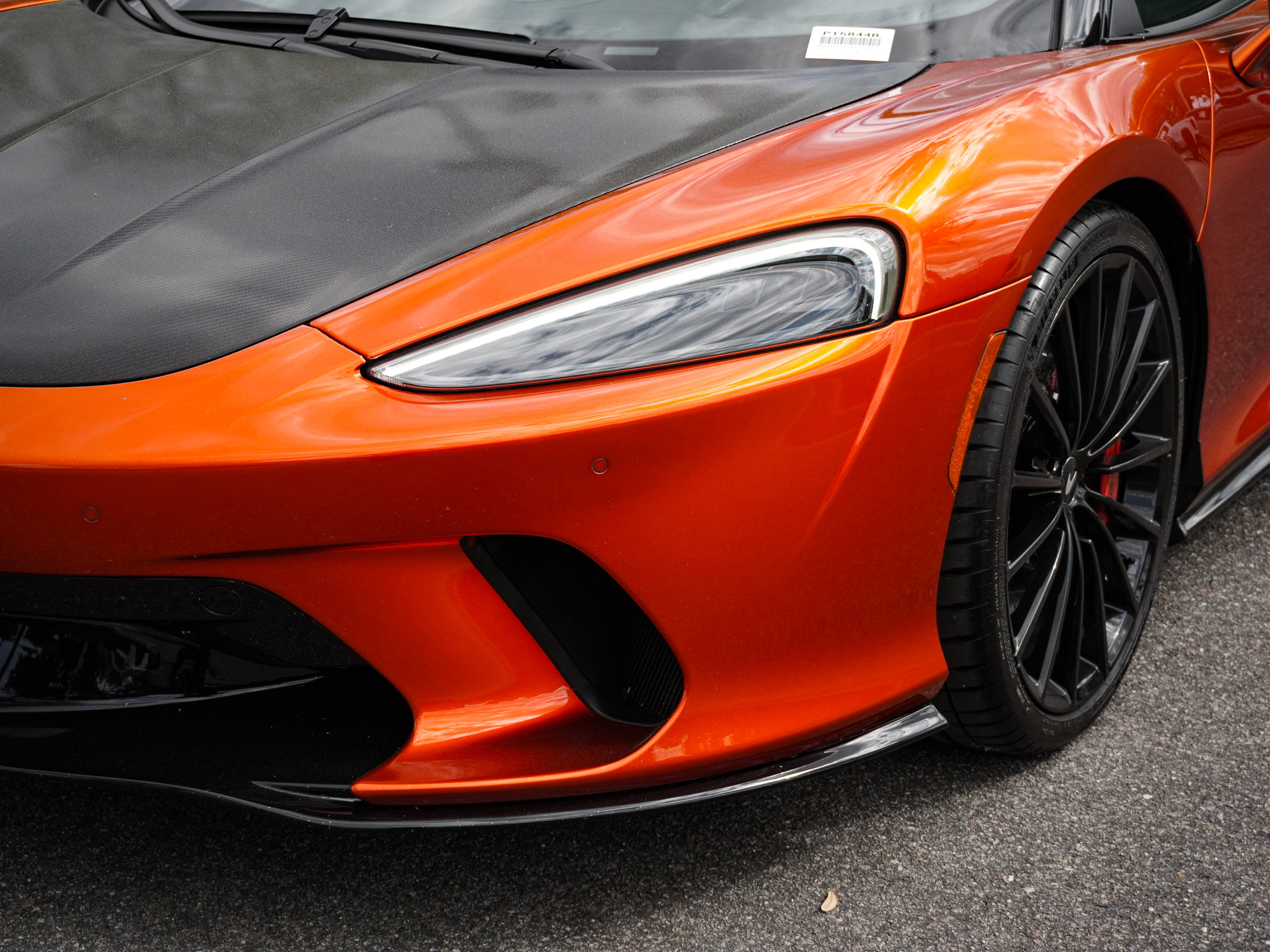Used 2022 McLaren GT RWD image 8