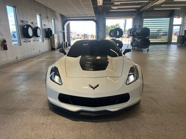 Used 2015 Chevrolet Corvette Z06 w/ 2LZ Preferred Equipment Group RWD video 2