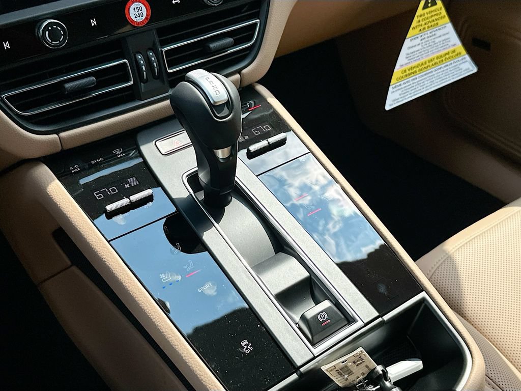 New 2026 Porsche Macan AWD/4WD image 19