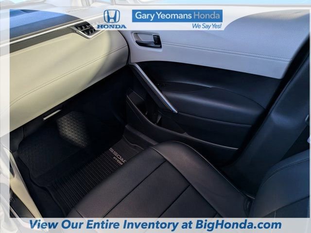 Used 2022 Toyota Corolla Cross LE image 17