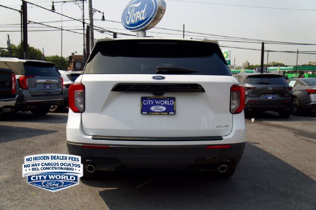 Certified 2022 Ford Explorer ST-Line AWD/4WD image 5