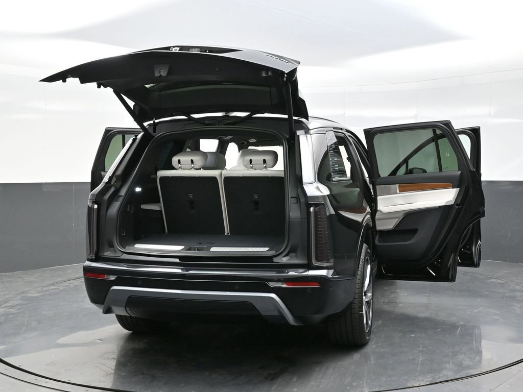 New 2026 Cadillac Vistiq Premium Luxury AWD/4WD image 29