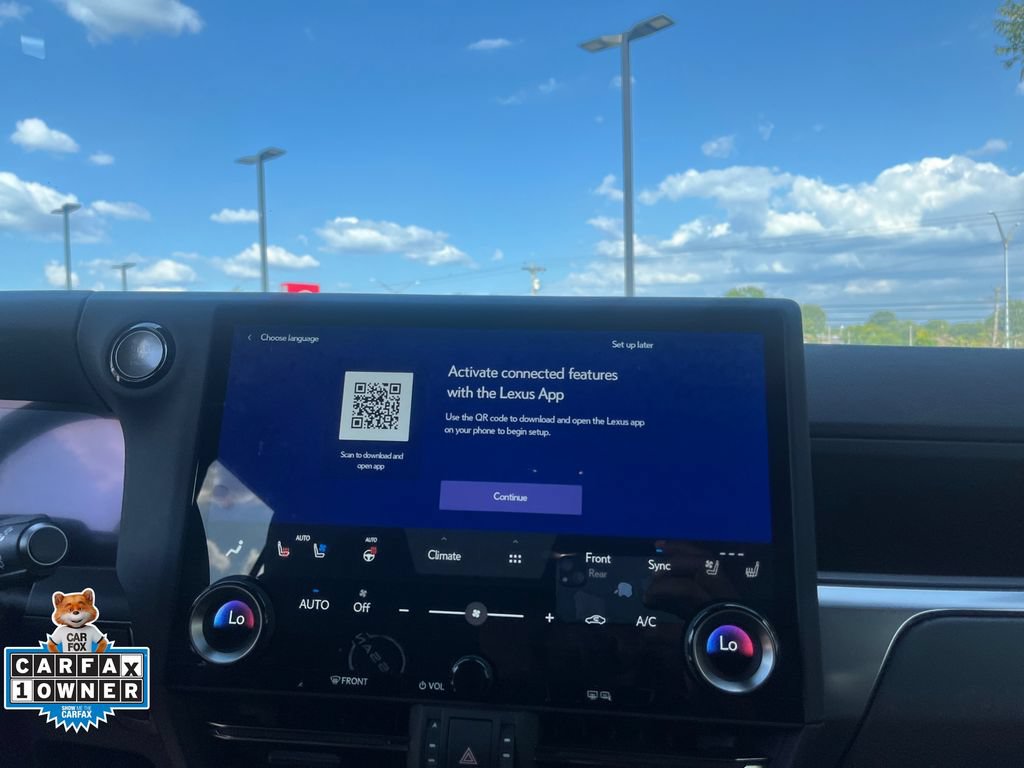 Used 2026 Lexus GX 550 w/ Accessory Package (2T) AWD/4WD image 19