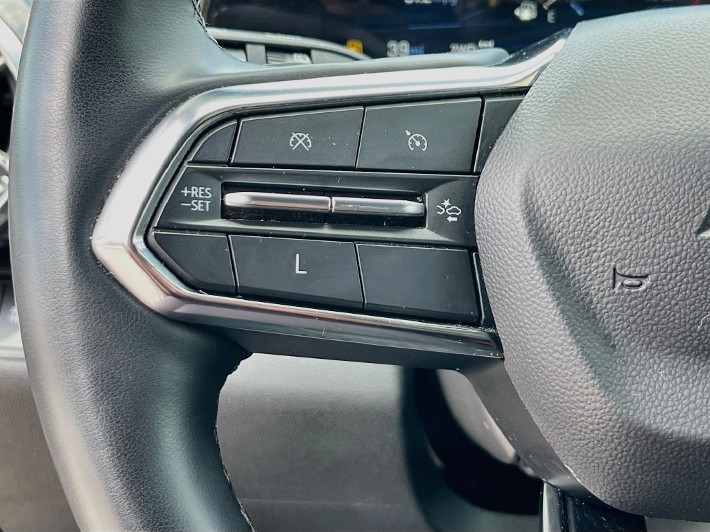 Used 2025 Chevrolet Equinox LT w/ Convenience Package II AWD/4WD image 18