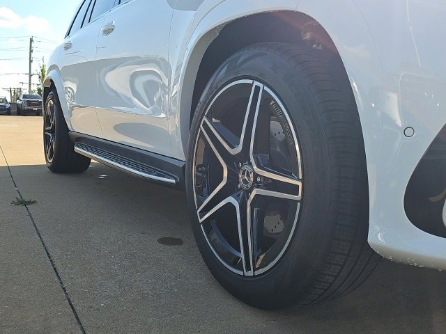 New 2026 Mercedes-Benz GLS 450 4MATIC image 6
