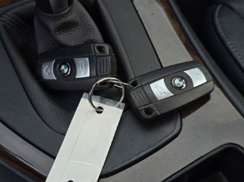 Used 2009 BMW 328i Sedan RWD image 33