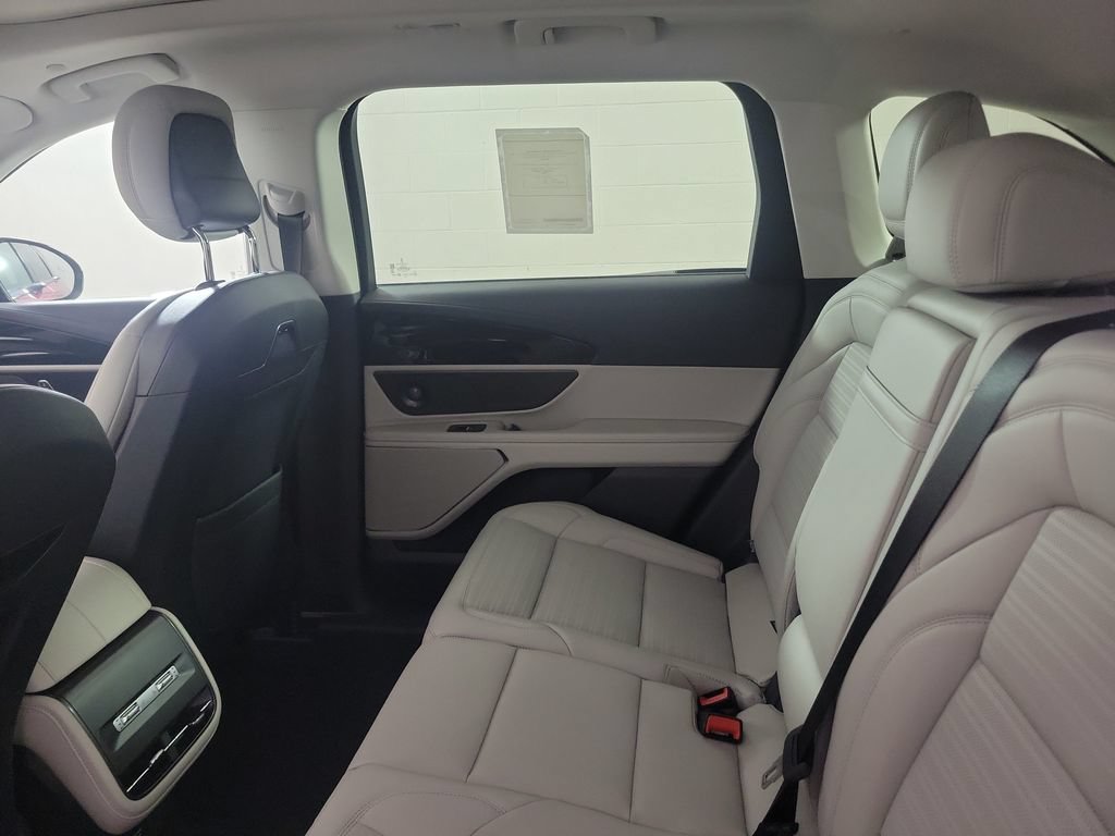 New 2026 Lincoln Nautilus Reserve AWD/4WD image 13
