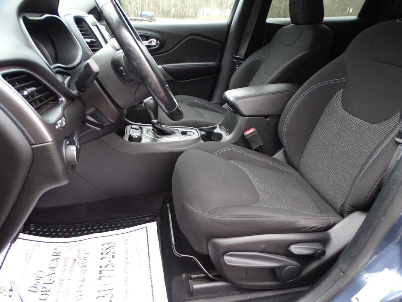 Used 2021 Jeep Cherokee Sport w/ Popular Appearance Group image 12