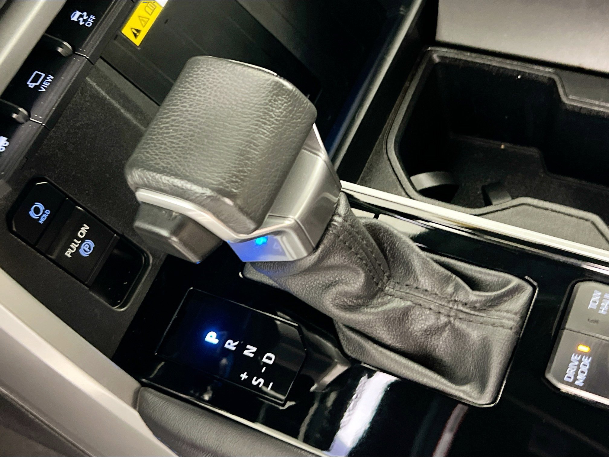 Used 2024 Toyota Tundra Platinum image 25