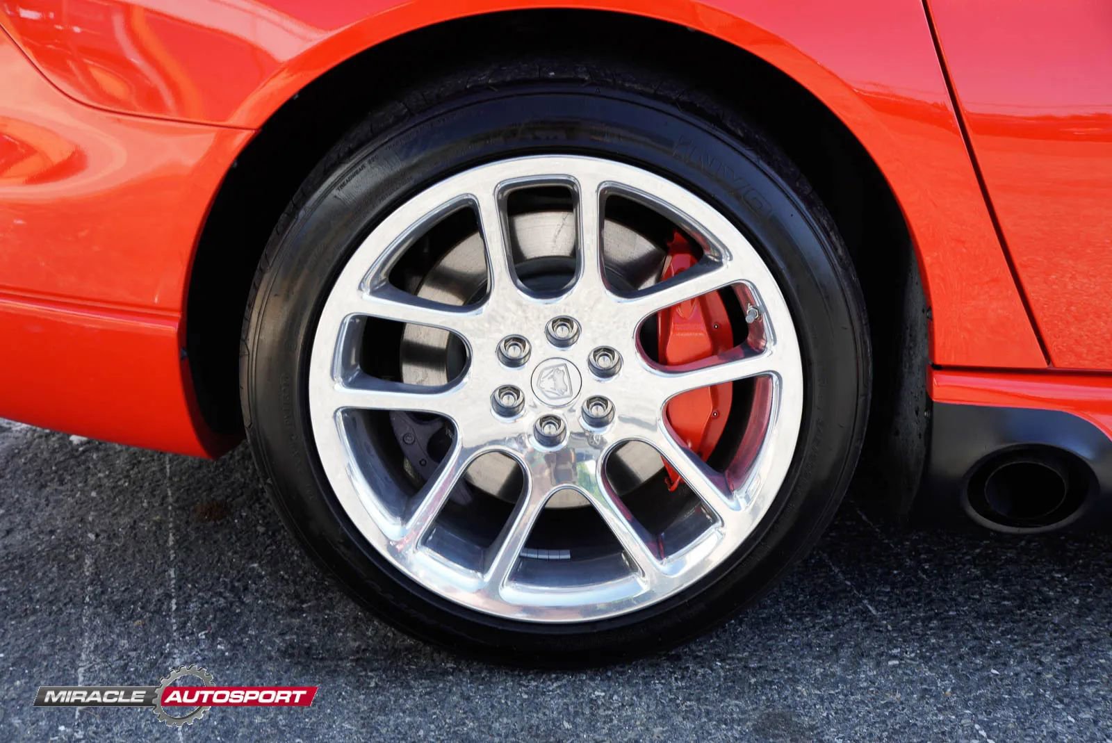 Used 2004 Dodge Viper SRT-10 image 12
